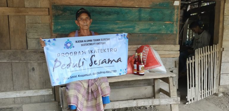 Ikatektro Peduli Sesama Salurkan Paket Bantuan ke Empat Kabupaten